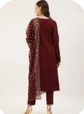 Maroon Crepe Kurta Set with Dupatta